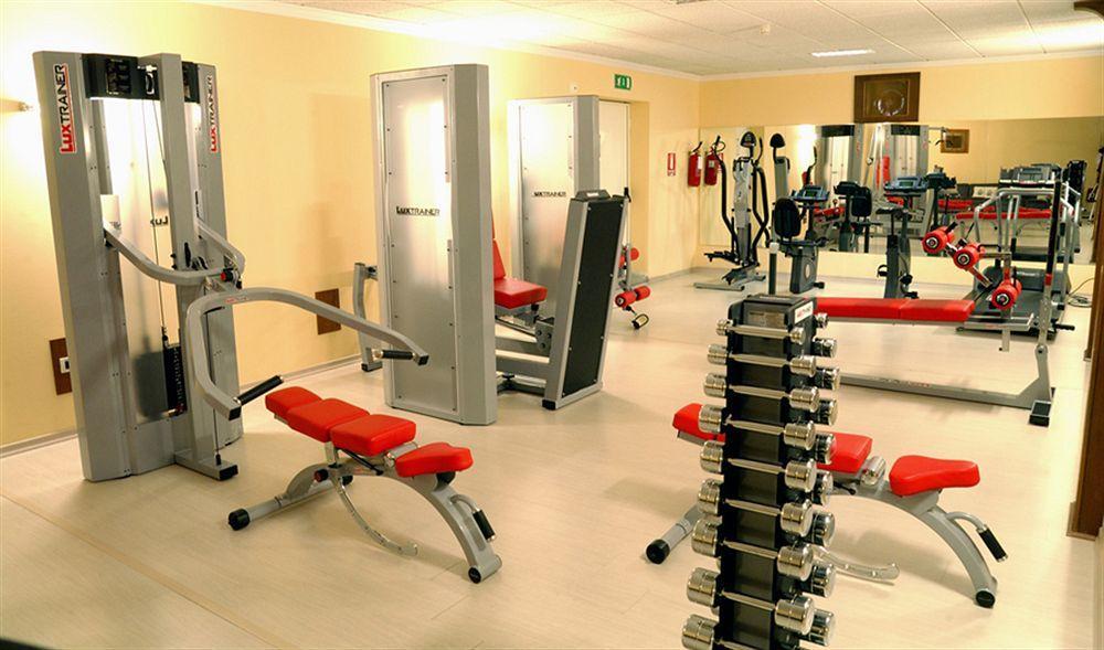 פרינצ'יפינה א מארה Hotel Principe מראה חיצוני תמונה